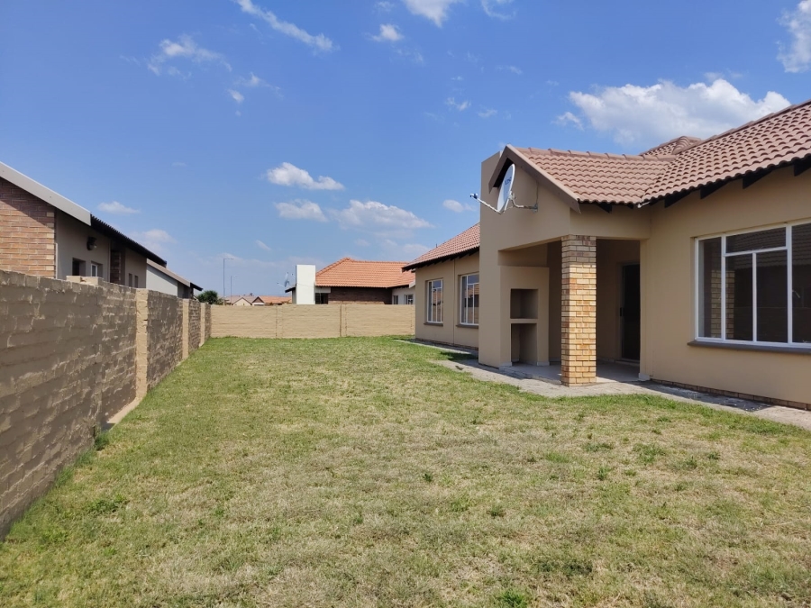 3 Bedroom Property for Sale in Waterkloof A H North West